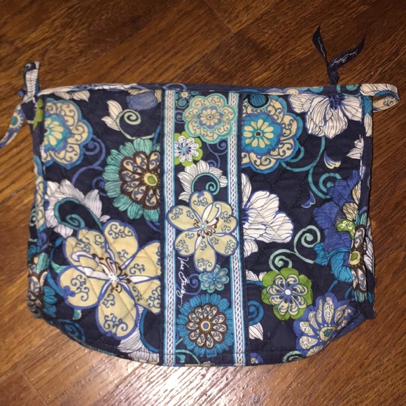 Vera Bradley Handbags - SOLD with last purchase